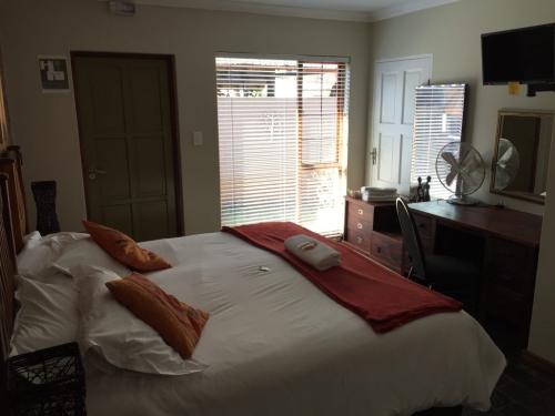 ROOM 5
