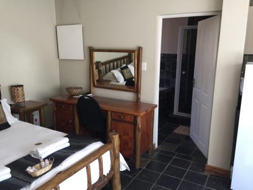 ROOM 7 - Self catering