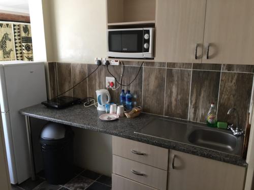 ROOM 7 - Self catering